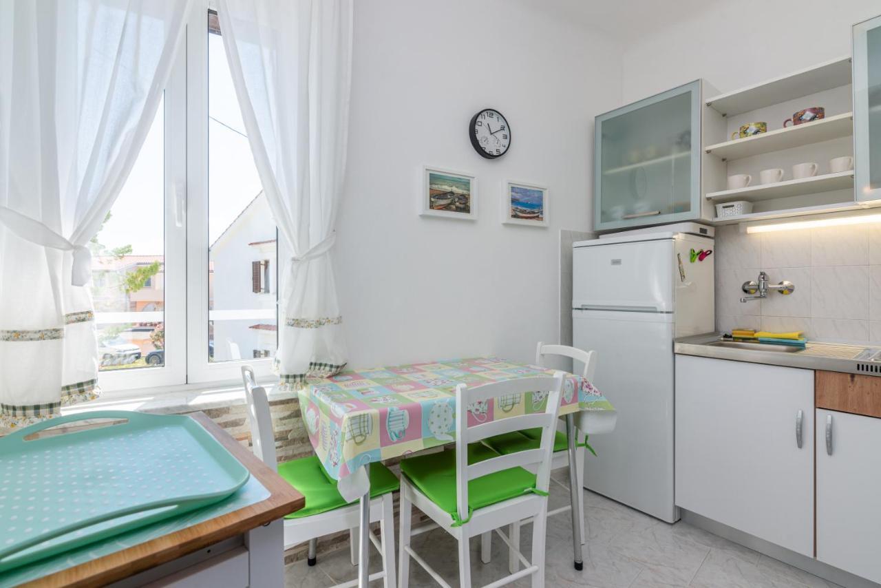 Apartment Luiza With Terrace Baška Εξωτερικό φωτογραφία