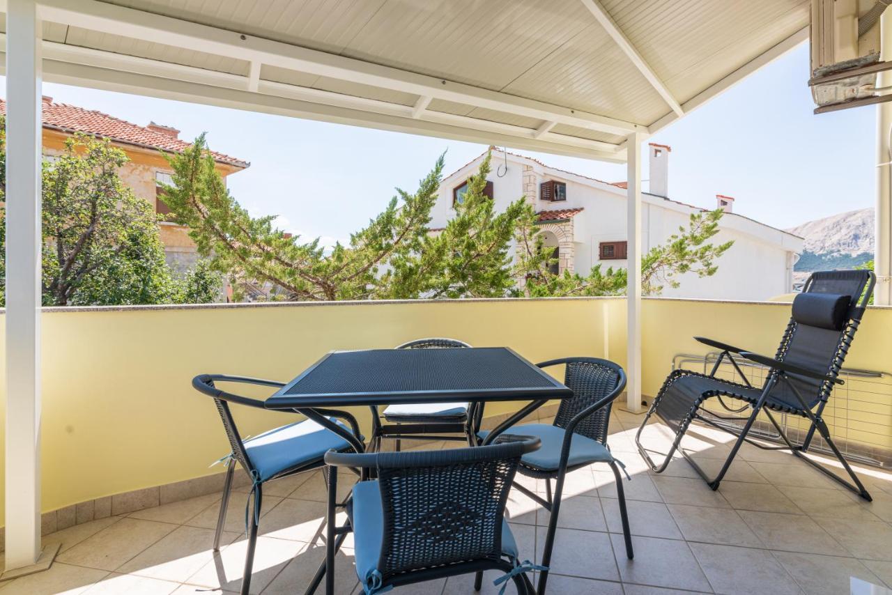 Apartment Luiza With Terrace Baška Εξωτερικό φωτογραφία